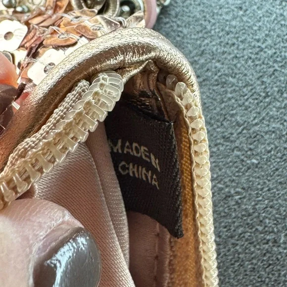 Coach Sequin Wristlet Gold Champagne Evening Clutch Sparkle Party Bag Preloved ✨ - Picture 7 of 9